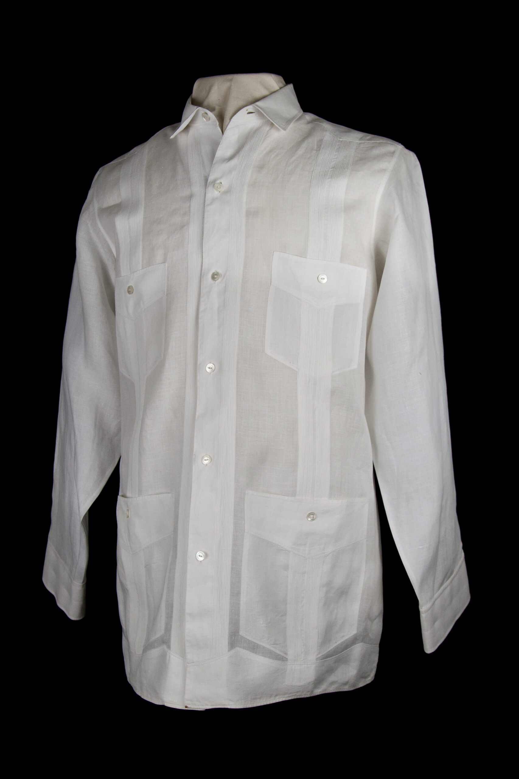 A classic version of the Guayabera. Circa 1948. A classic version of the Guayabera. Circa 1948.