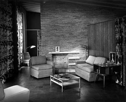 Living room of Heller House #1. Igor Polevitzky, architect. Igor Polevitzky collection, Museum of Miami, 1986-222-763.
