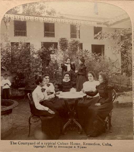 The courtyard of a typical Cuban home, Remedios, Cuba. New York : Strohmeyer & Wyman, c1899. Image number 2002-264-1